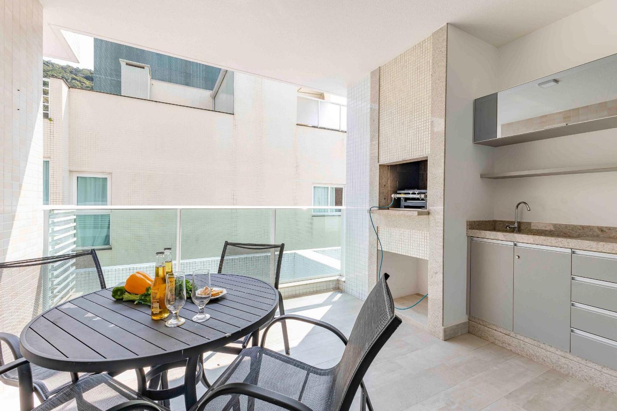 Varandas Do Atlantico - Confortavel Apto Em Condominio Pe Na Areia Бомбиньяс Экстерьер фото