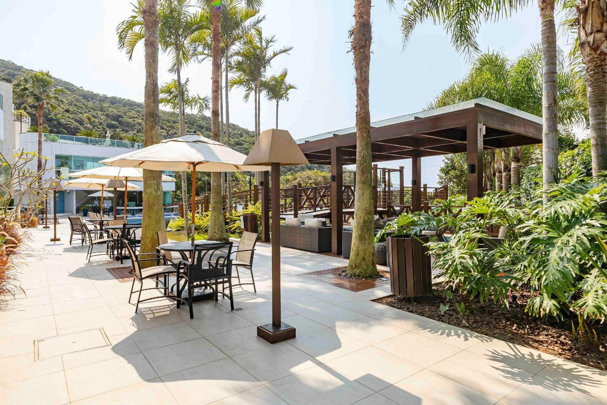 Varandas Do Atlantico - Confortavel Apto Em Condominio Pe Na Areia Бомбиньяс Экстерьер фото